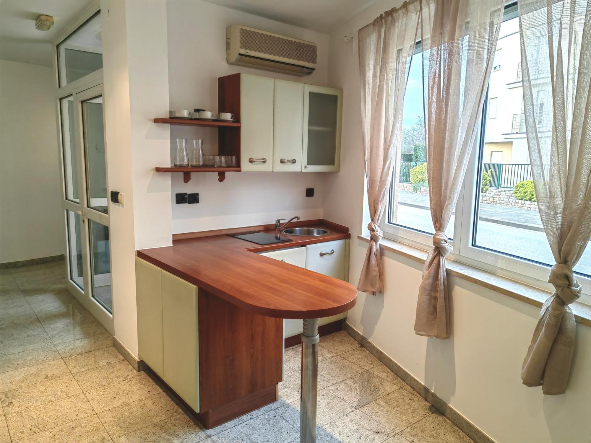 Sea View Apartment & Studio Apartment Bruno Umag Luaran gambar